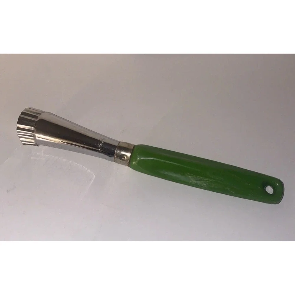 Vtg Apple Corer Kitchen Utensil Olive Green Plastic Handle Made Hong Kong
